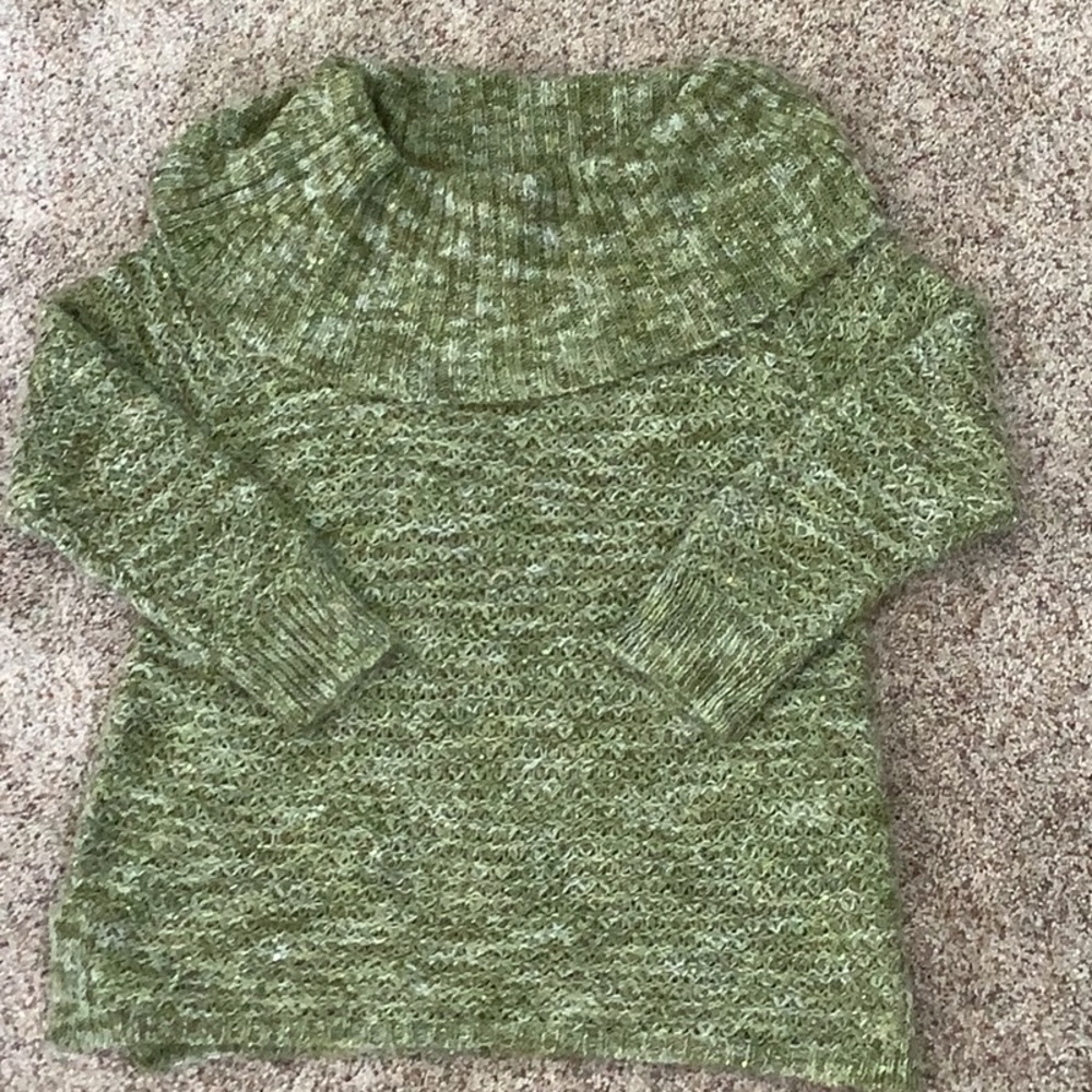 Chico’s Mohair Blend Sequined Sweater size 2 (L).  Green with a touch of sparkle